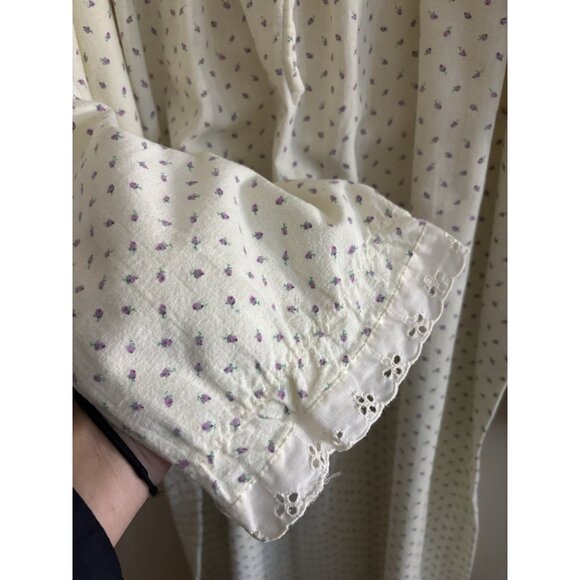 Vintage 80s Purple Roses Flannel Long Sleeve Cottagecore Prairie Nightgown Large - Picture 5 of 15